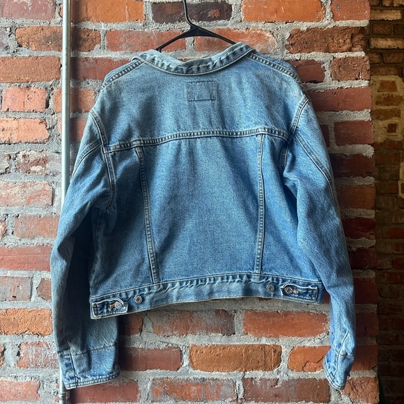Levi’s Strauss & Co. Women’s Jean Jacket, size Large - Picture 7 of 12